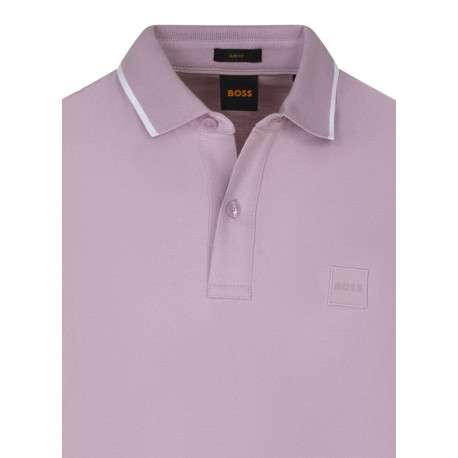 Polo rose uni avec une coupe droite et un col à revers avec des boutons - Image 3