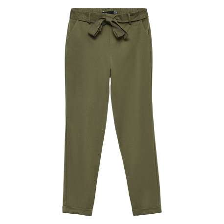 Pantalon vert pourvu d'une coupe droite et d'une taille élastiquée