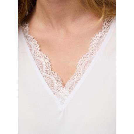 T-shirt blanc uni avec une coupe droite et un col V en dentelle - Image 7