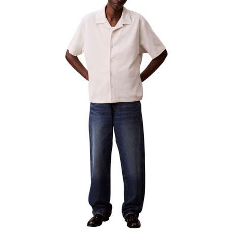 Chemise en coton écrue unie avec une coupe droite et un col cubain - Image 5