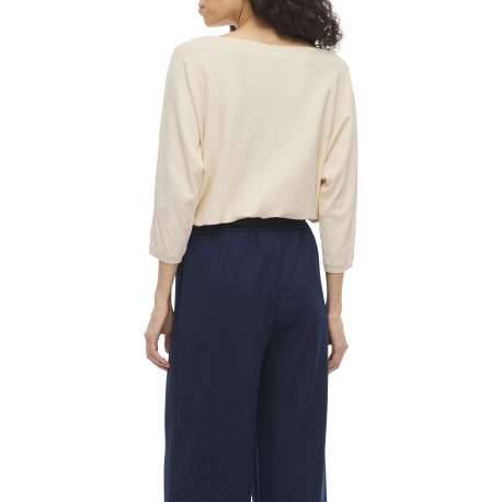 Pull beige uni doux avec une coupe droite et un col bateau - Image 4
