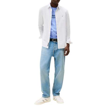 Chemise en coton blanche à rayures avec une coupe droite et col à revers - Image 4