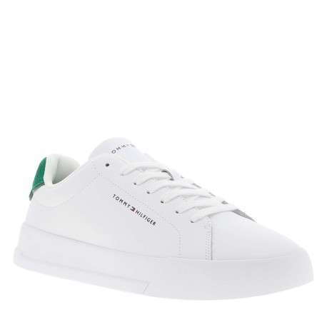 Tennis en cuir blanches et vertes à talon plat avec des lacets - Image 3