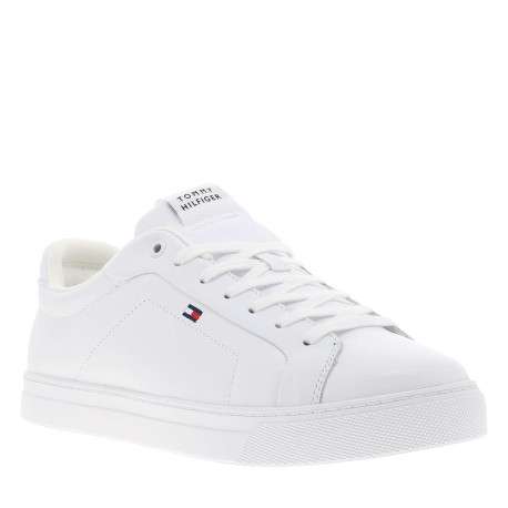 Tennis en cuir blanc à talon plat avec des lacets et un logo brodé - Image 3