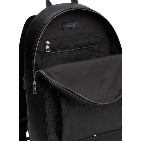 Sac à dos noir aspect grainé pourvu de fermetures zippées argentées - Image 3