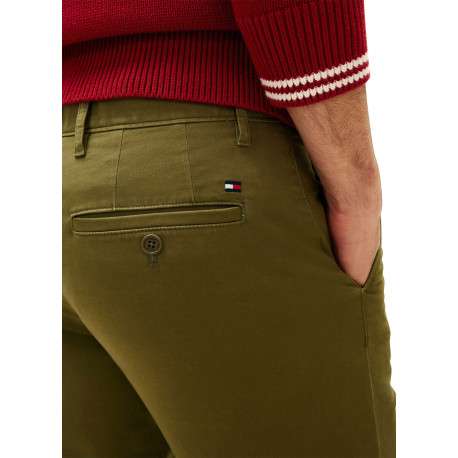 Pantalon chino Denton en coton kaki à coupe droite pourvu de poches plaquées - Image 4
