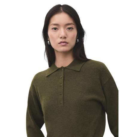 Pull kaki uni en maille fine avec une coupe droite et un col polo - Image 2