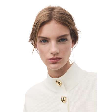 Pull écru uni en maille avec une coupe ample et des manches longues - Image 5