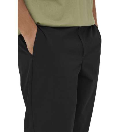 Pantalon Chino noir uni avec une coupe droite à zip et à bouton - Image 6