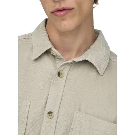 Chemise écrue unie en coton avec une coupe droite et un col à revers - Image 8