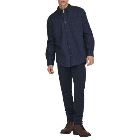 Chemise indigo unie en coton avec une coupe droite et un col à revers - Image 7