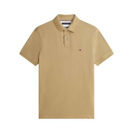 Polo en coton biologique beige à coupe droite pourvu d'un col à revers