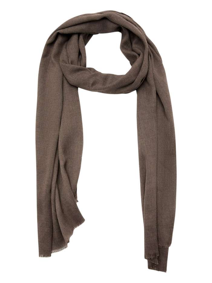 Foulard taupe uni en maille fine avec des bords effilochés