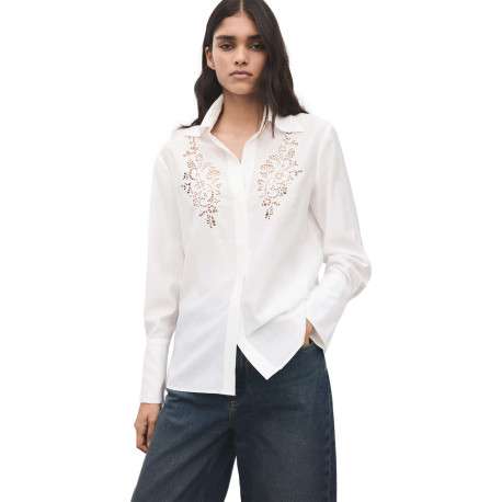 Chemisier blanc uni avec une coupe droite et un motif floral ajouré - Image 4