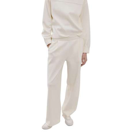 Pantalon chino beige uni avec une coupe droite et une taille élastiquée - Image 2
