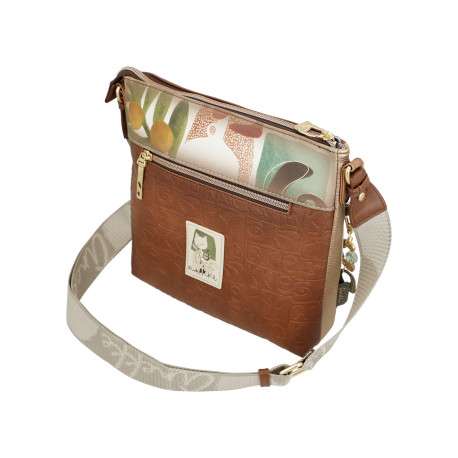 Sac beige et marron avec des imprimés et une bandoulière réglable - Image 4