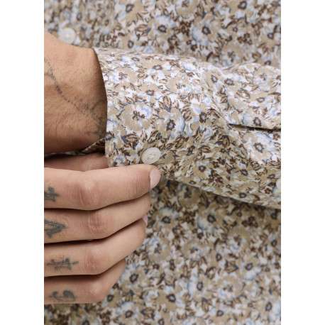 Chemise en coton beige à motif floral imprimé avec une coupe slim - Image 6