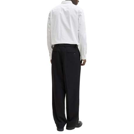 Chemise en coton blanche à motifs géométriques imprimés avec une coupe slim - Image 4