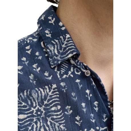 Chemise en coton marine à motif floral imprimé avec une coupe droite - Image 7