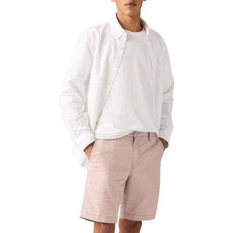 Short chino rose à coupe droite pourvu du patch de la marque - Image 3