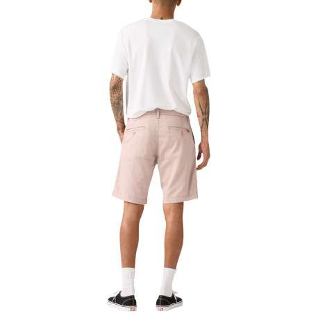 Short chino rose à coupe droite pourvu du patch de la marque - Image 4
