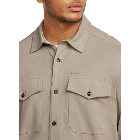 Chemise en coton biologique taupe unie avec une coupe slim et un col à revers - Image 7