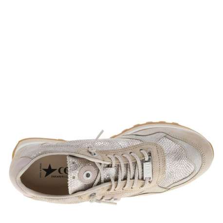Baskets running en cuir argent à talon plat avec des écailles au pourtour - Image 4