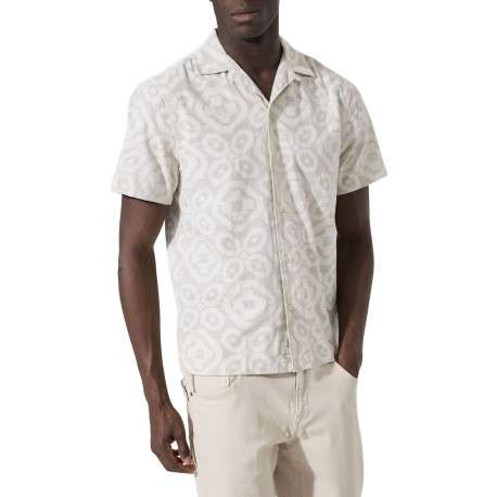 Chemise en coton beige à motifs abstraits imprimés avec une coupe droite - Image 2