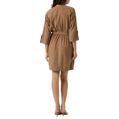 Robe courte taupe unie avec une coupe ajustée et des manches 3/4 - Image 3