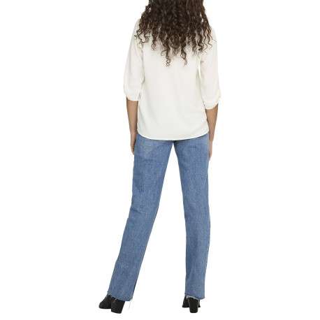 Blouse blanche unie avec une coupe fluide et des manches 3/4 - Image 4