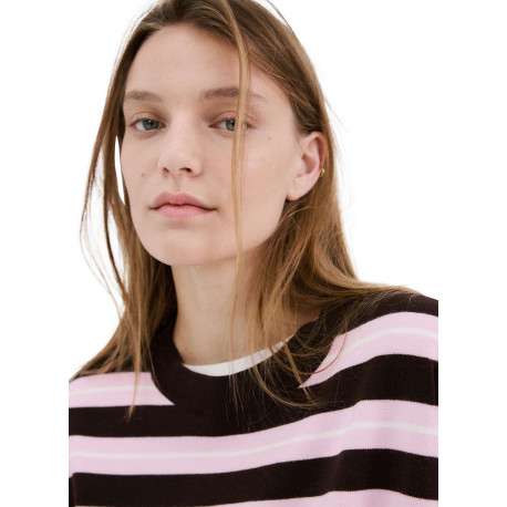 Pull marron à rayures roses avec une coupe droite et un col rond - Image 5