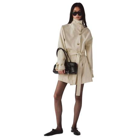 Trench coat long en coton beige uni avec une coupe ample et un col montant - Image 3