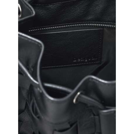 Sac à dos noir uni avec un revêtement tressé muni de deux lanières - Image 5