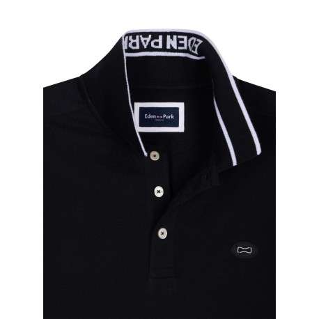 Polo en coton noir uni avec une coupe droite et un col à revers boutonné - Image 2