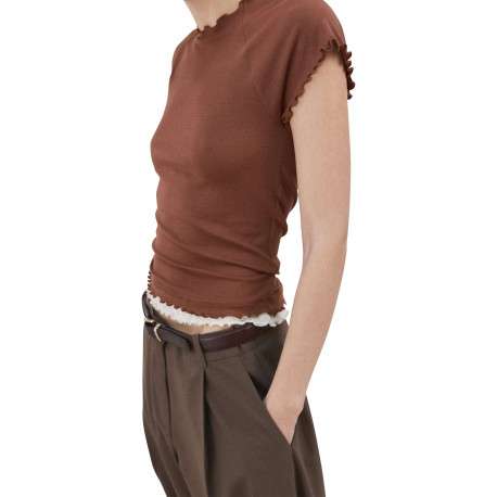 T-shirt chocolat uni avec une coupe ajustée et des manches courtes - Image 6