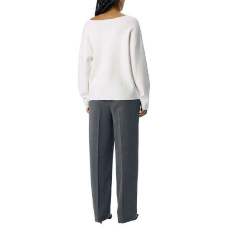 Pull blanc uni pourvu d'une coupe droite et de manches longues - Image 3