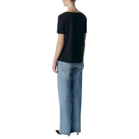 T-shirt noir uni pourvu d'une coupe droite et de manches courtes - Image 3