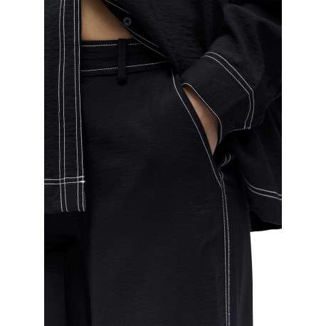 Pantalon chino noir uni pourvu d'une coupe bootcut et d'une taille élastiquée - Image 6