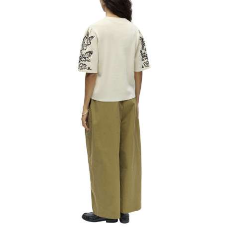 Pull beige uni pourvu d'une coupe droite et de manches courtes - Image 3