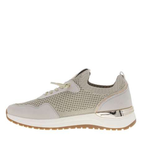 Baskets running sable à talon plat et à slip-on avec des lacets dorés décoratifs