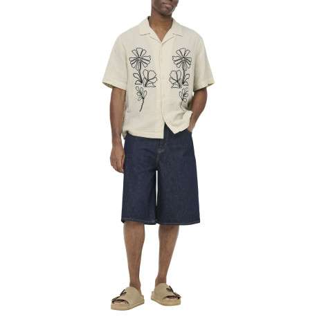 Chemise en coton écrue unie pourvue d'une coupe droite et d'un col cubain - Image 3