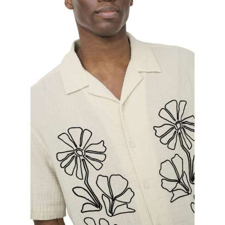 Chemise en coton écrue unie pourvue d'une coupe droite et d'un col cubain - Image 7