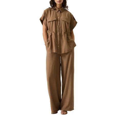 Pantalon chino taupe uni pourvu d'une coupe fluide et d'une taille haute - Image 2
