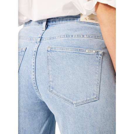 Jean en coton bleu ciel uni pourvu d'une coupe bootcut et d'une taille haute - Image 5