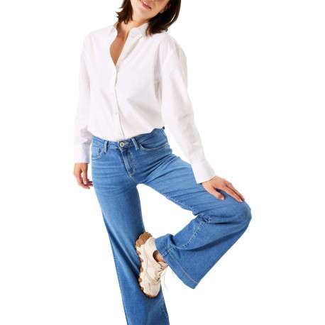 Jean en coton indigo uni pourvu d'une coupe bootcut et d'une taille haute - Image 4
