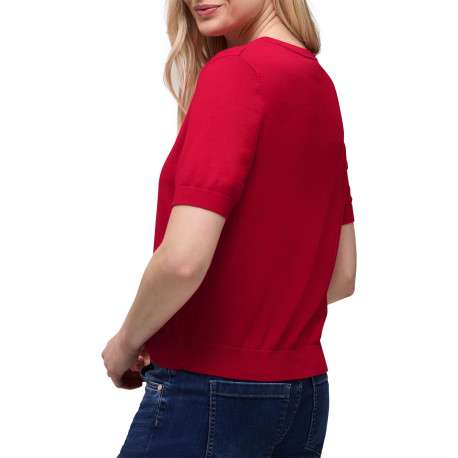 Gilet rouge uni pourvu d'un col rond et d'une fermeture boutonnée - Image 4