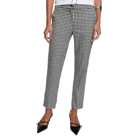 Pantalon chino noir à coupe slim pourvu d'une fermeture boutonnée - Image 6