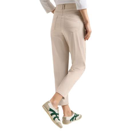 Pantalon en coton beige uni pourvu d'une coupe doite et de multiples poches - Image 3