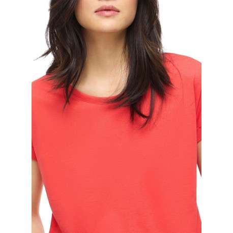 T-shirt rouge uni avec une coupe ajustée et des manches courtes - Image 6