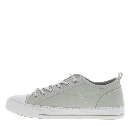 Tennis vertes à talon plat avec des lacets ronds et logo imprimé